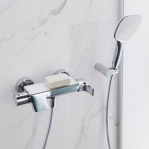 Termostático de baño-ducha con equipo de ducha, salida en cascada y repisa con vidrio de seguridad cromo