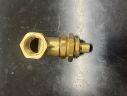 Grifo pulsador de pie de 1/2" con rosca de 3/4"